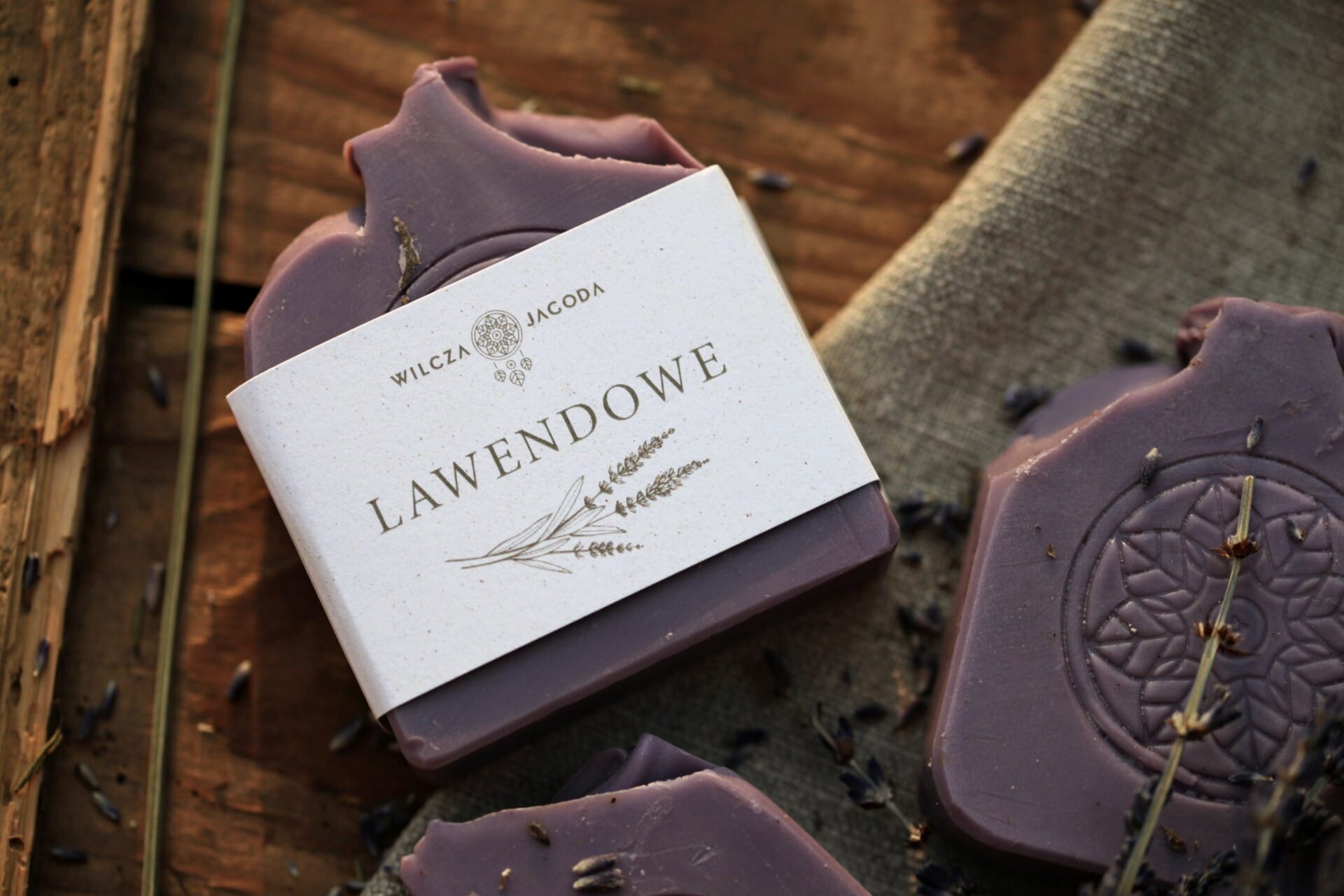 Mydło lawendowe cold process 6 Mydło lawendowe - delikatne mydło do twarzy i ciała COLD PROCESS - obrazek 1