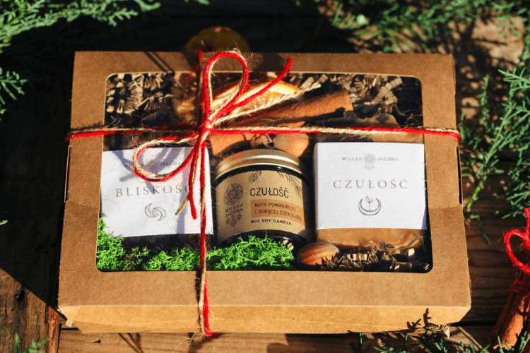 Czekolada z okienkiem – zestaw wypełniony czekoladą1a Czekolada z okienkiem - zestaw wypełniony czekoladą - obrazek 1